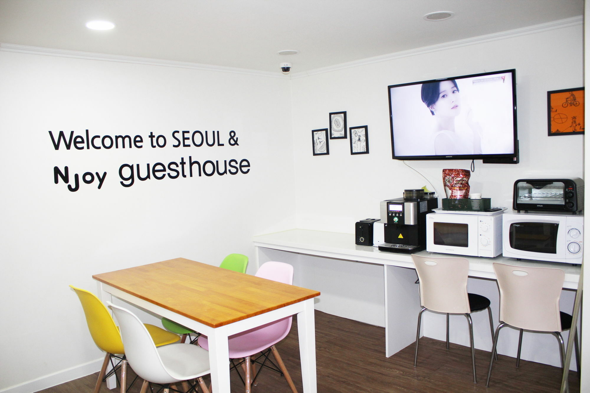 Njoy Guesthouse Seoul Exterior photo