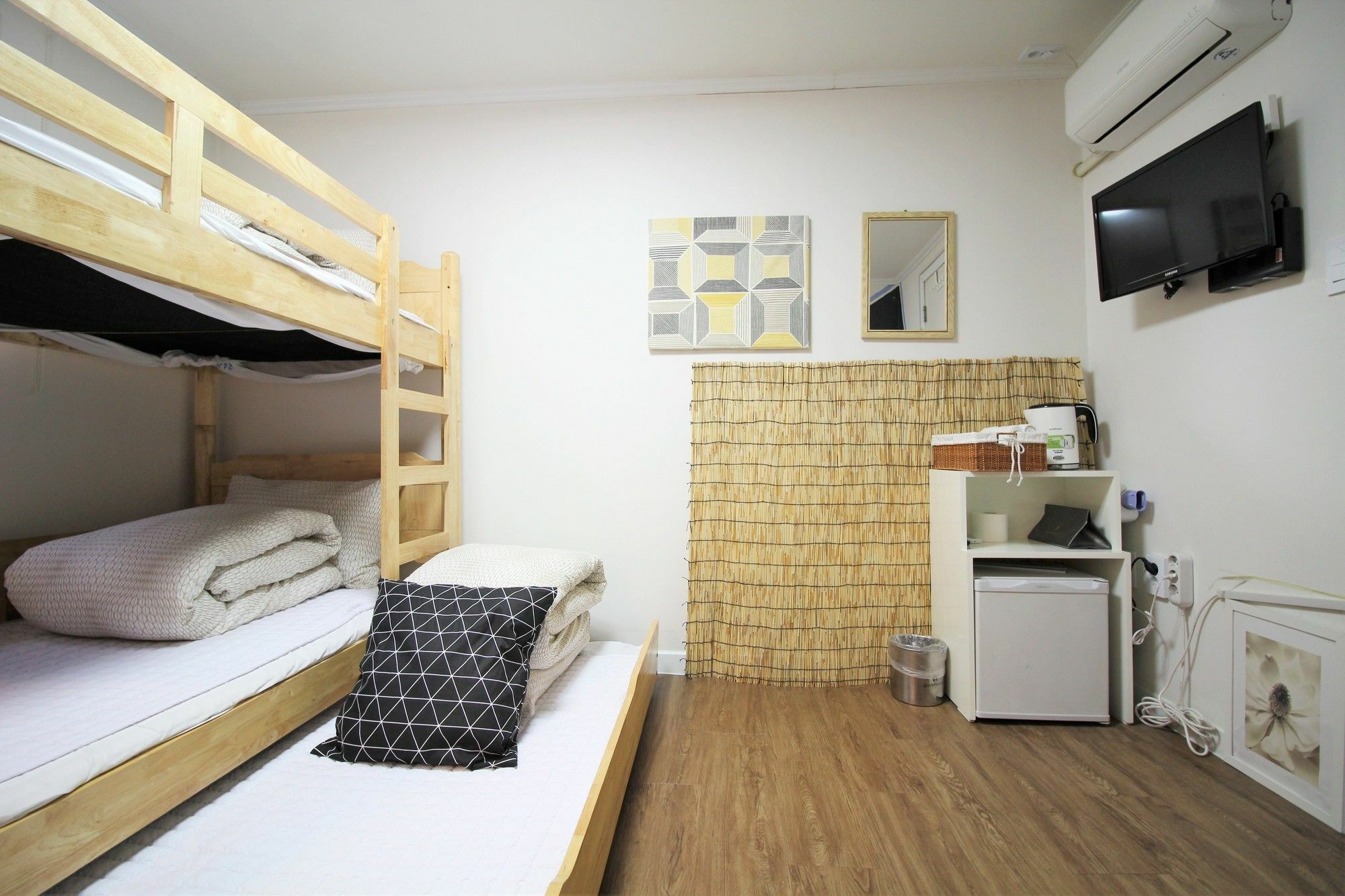 Njoy Guesthouse Seoul Exterior photo